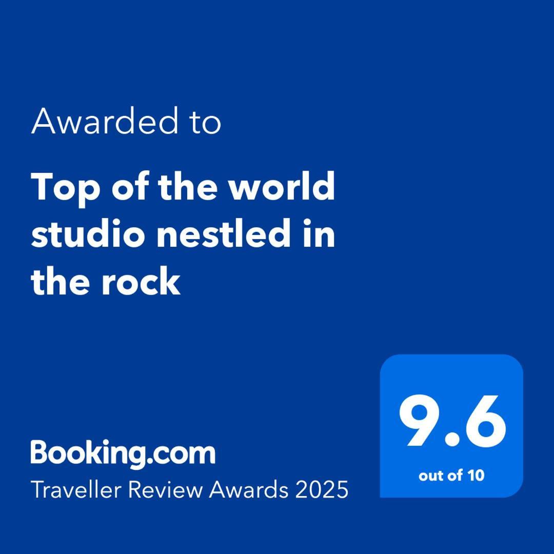 Top Of The World Studio Nestled In The Rock Queensberry Extérieur photo